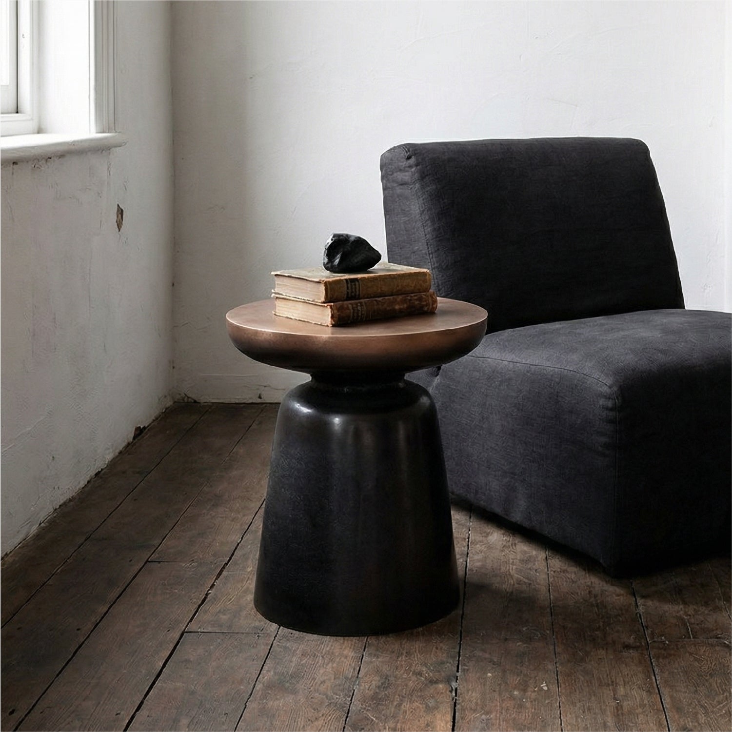 Mesa Lateral Coni-A Negra D38