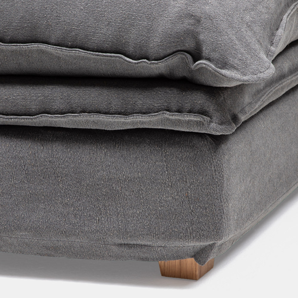 Sofa Seccional Radley M Der. Acero